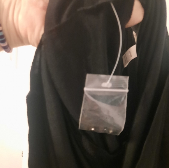 Black Embellished silk tank size Medium - Picture 5 of 6